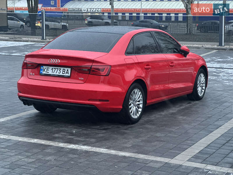 Седан Audi A3 2016 в Днепре