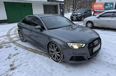 Седан Audi A3 2016 в Харькове