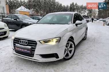 Седан Audi A3 2015 в Киеве