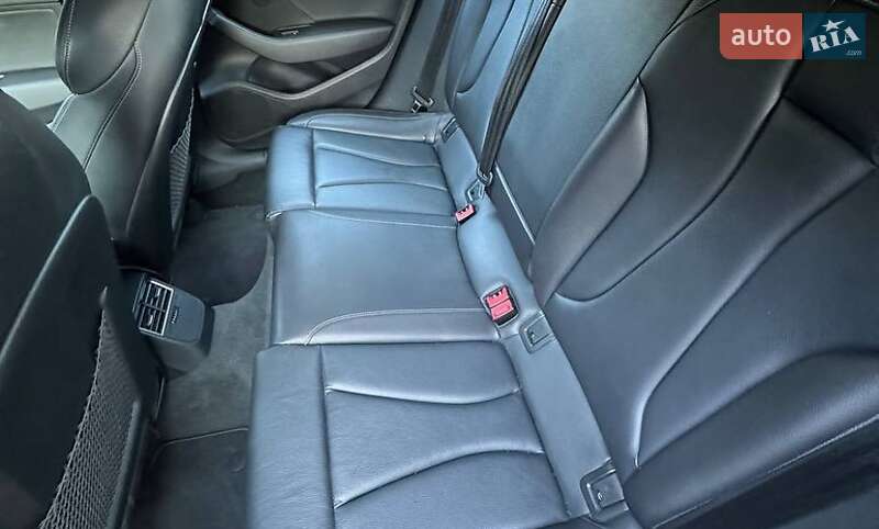 Седан Audi A3 2019 в Львове