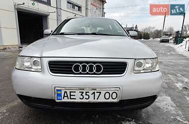 Хэтчбек Audi A3 2002 в Днепре