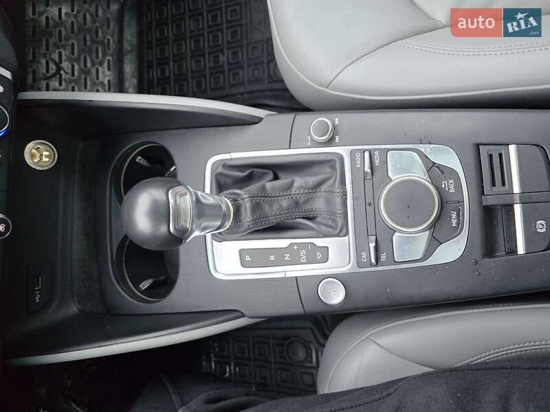 Хетчбек Audi A3 2017 в Кропивницькому фото 23 Хетчбек Audi A3 2017 в Кропивницькому