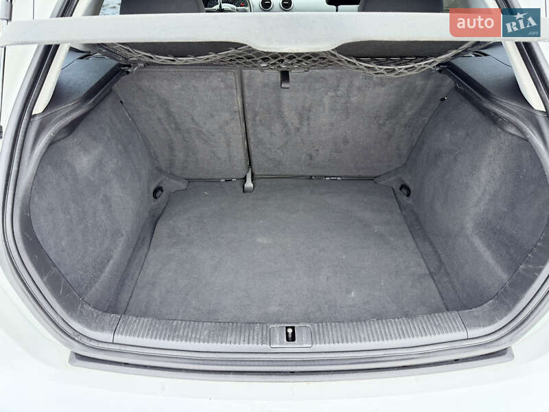 Хэтчбек Audi A3 2010 в Виннице