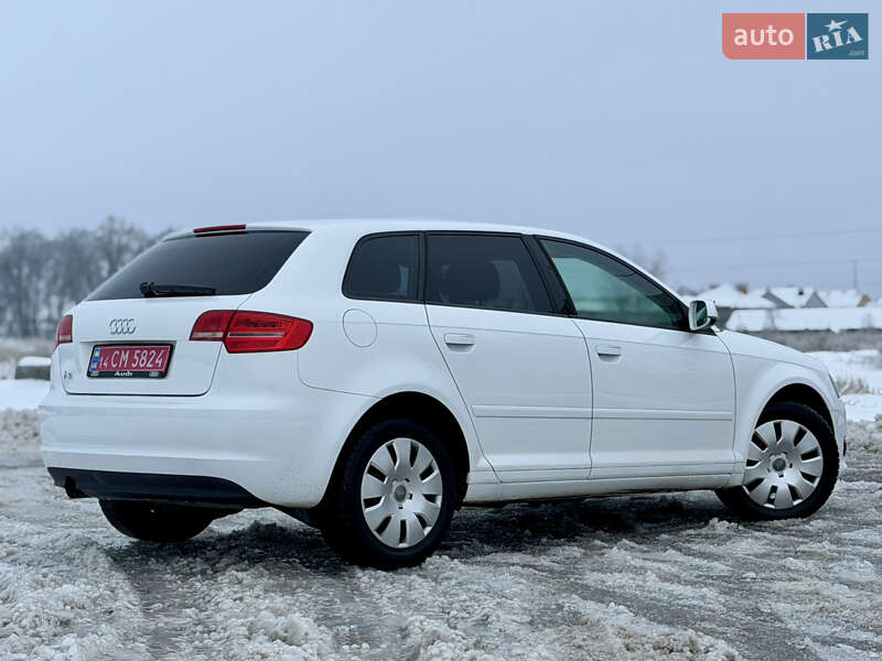 Хэтчбек Audi A3 2010 в Виннице