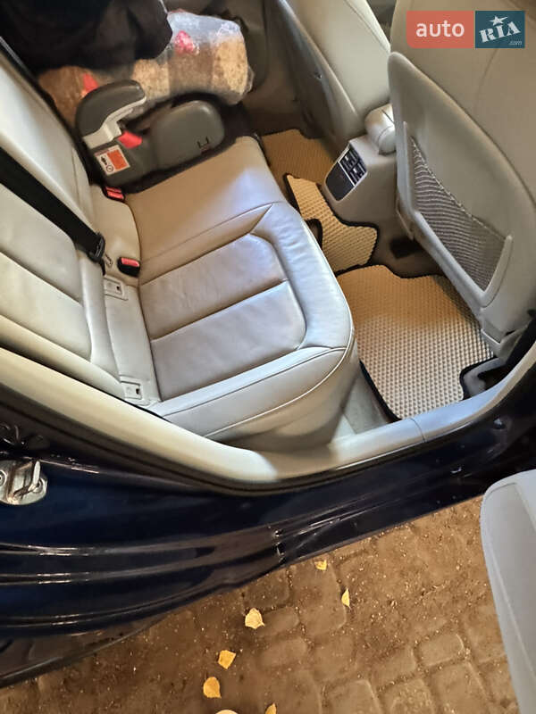 Седан Audi A3 2015 в Кривом Роге