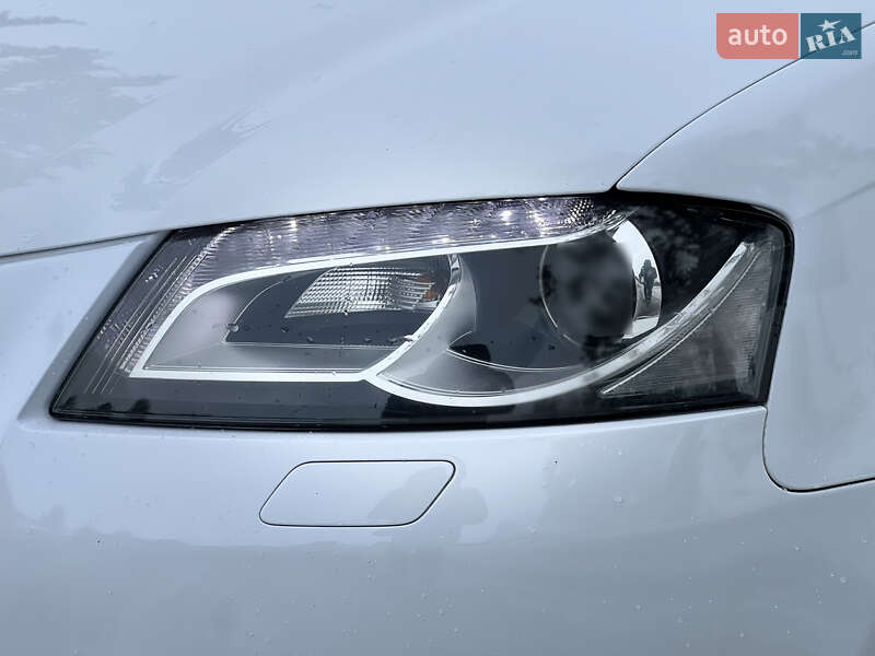 Хэтчбек Audi A3 2010 в Староконстантинове