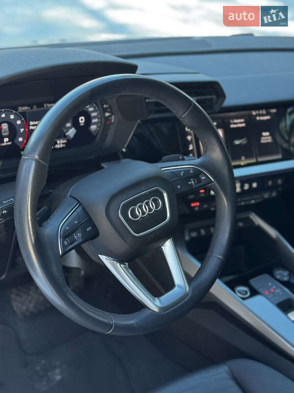 Седан Audi A3 2023 в Барышевке