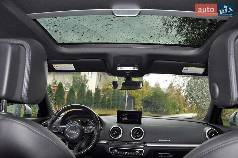 Хэтчбек Audi A3 2017 в Киеве