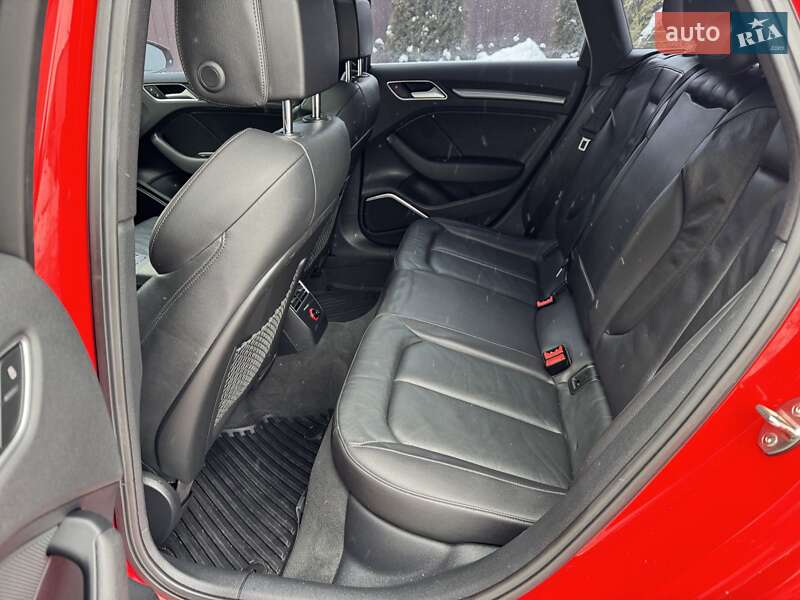 Хетчбек Audi A3 2015 в Вінниці