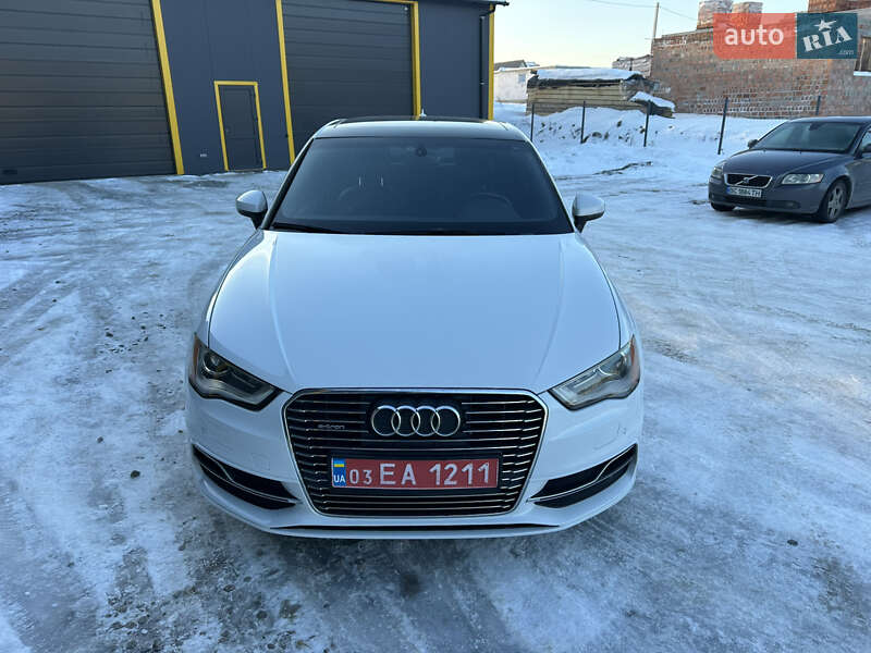 2015 Audi A3, VIN WAUUPBEF4GA083499:plate — фото 1 (autoria)