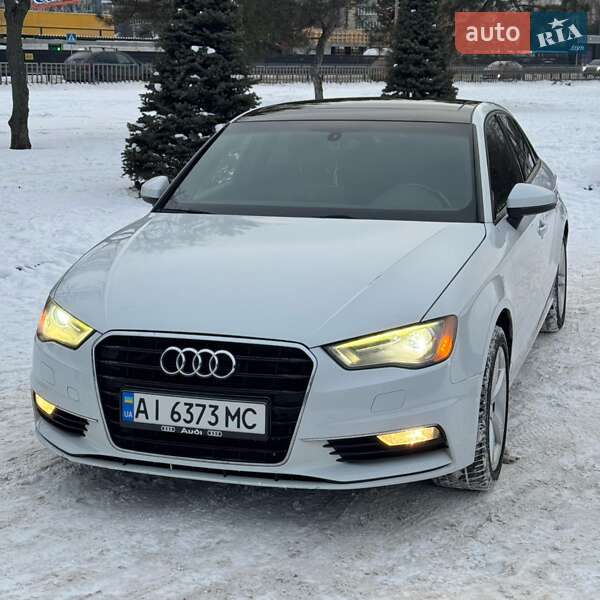 Седан Audi A3 2014 в Дніпрі