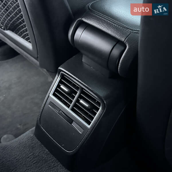 Седан Audi A3 2014 в Дніпрі