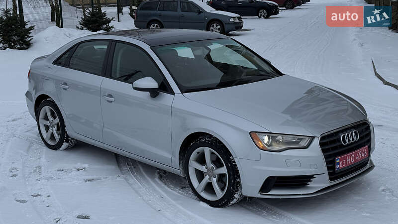 Седан Audi A3 2015 в Луцьку