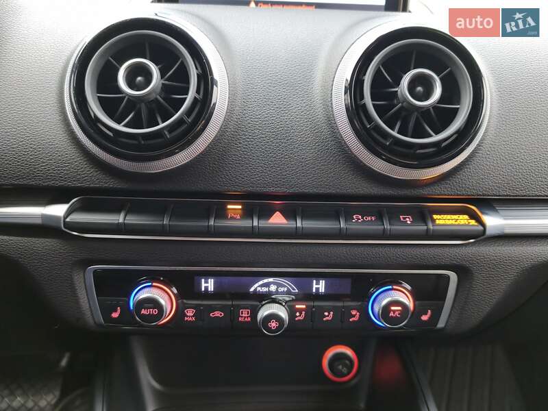 Седан Audi A3 2015 в Миколаєві