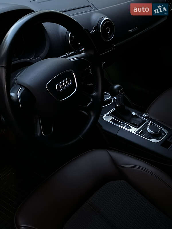 Седан Audi A3 2016 в Києві