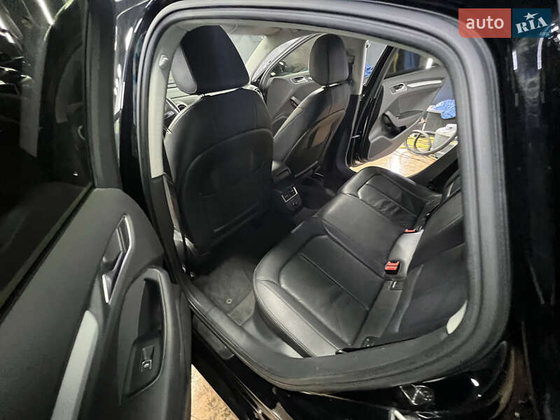 Седан Audi A3 2015 в Львове