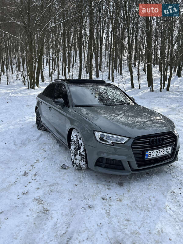 Седан Audi A3 2020 в Львові