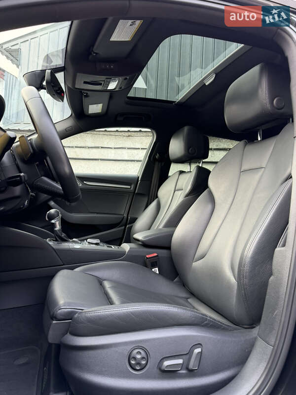 Хэтчбек Audi A3 2018 в Киеве