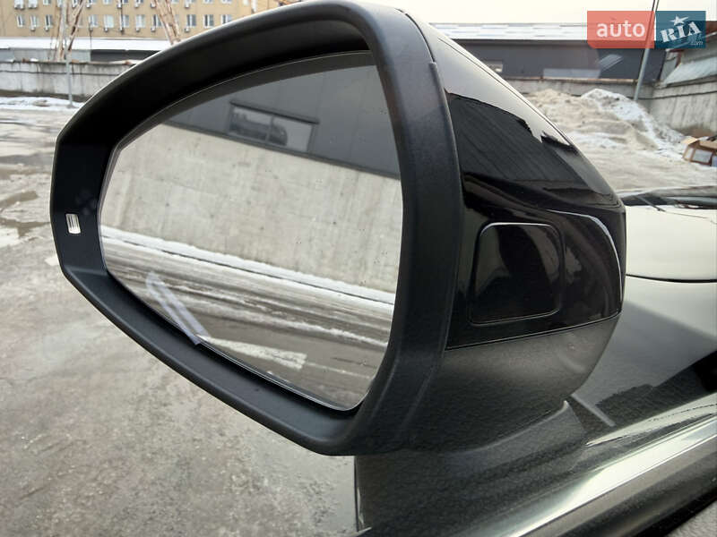 Хэтчбек Audi A3 2018 в Киеве