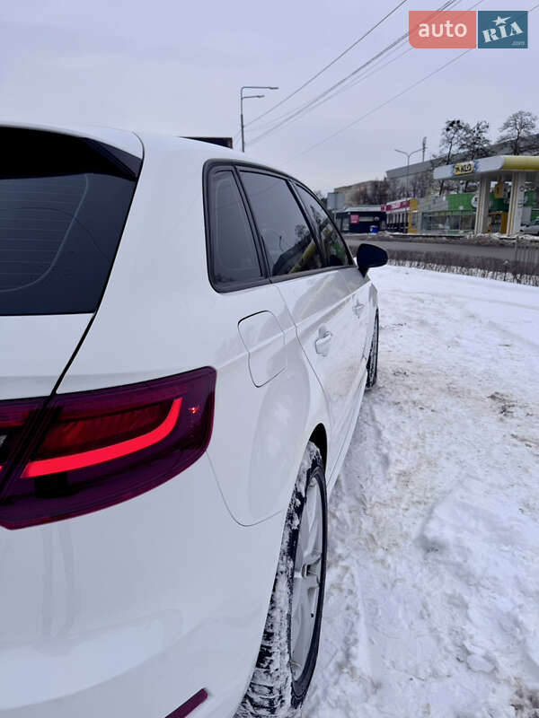 Хэтчбек Audi A3 2016 в Киеве фото 17 Хэтчбек Audi A3 2016 в Киеве