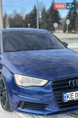 Седан Audi A3 2014 в Кривому Розі
