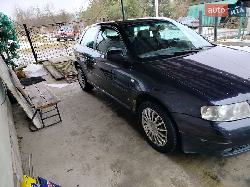 Хетчбек Audi A3 2002 в Дрогобичі