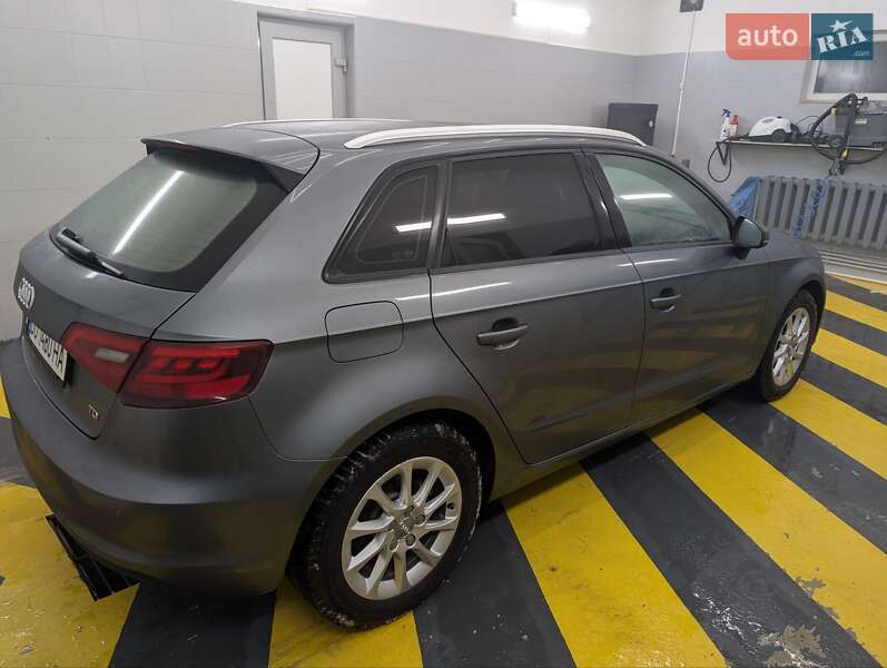 Хэтчбек Audi A3 2016 в Тернополе