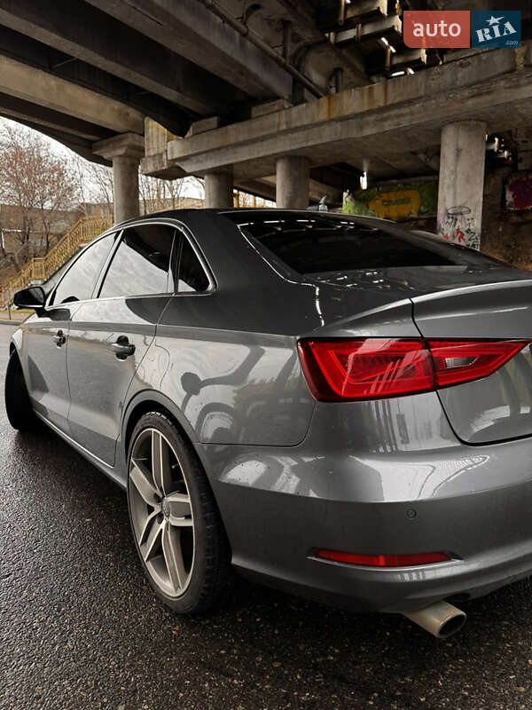 Седан Audi A3 2015 в Одесі фото 10 Седан Audi A3 2015 в Одесі