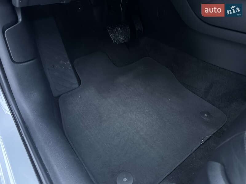 Хэтчбек Audi A3 2015 в Киеве фото 58 Хэтчбек Audi A3 2015 в Киеве