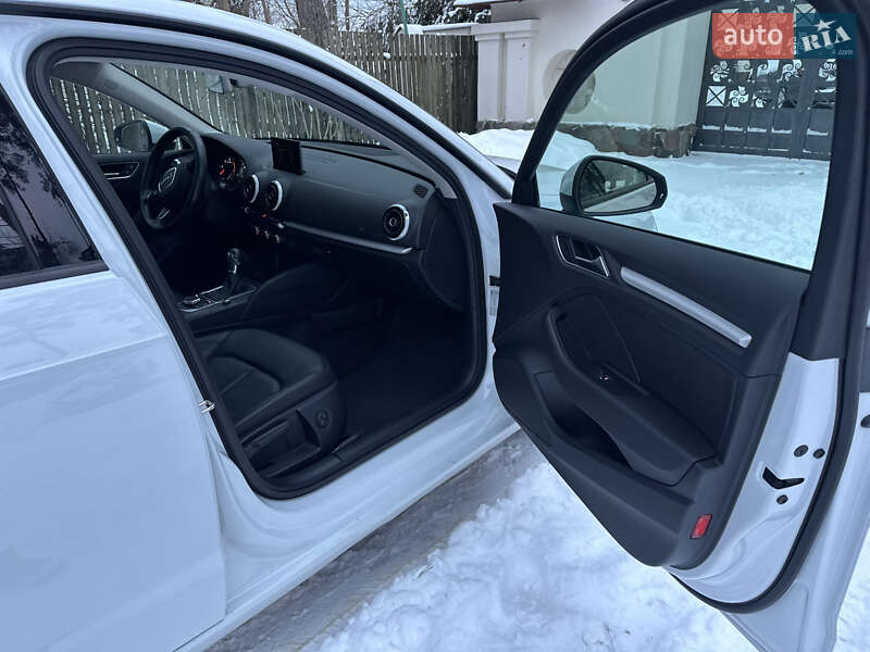 Хэтчбек Audi A3 2015 в Киеве фото 84 Хэтчбек Audi A3 2015 в Киеве