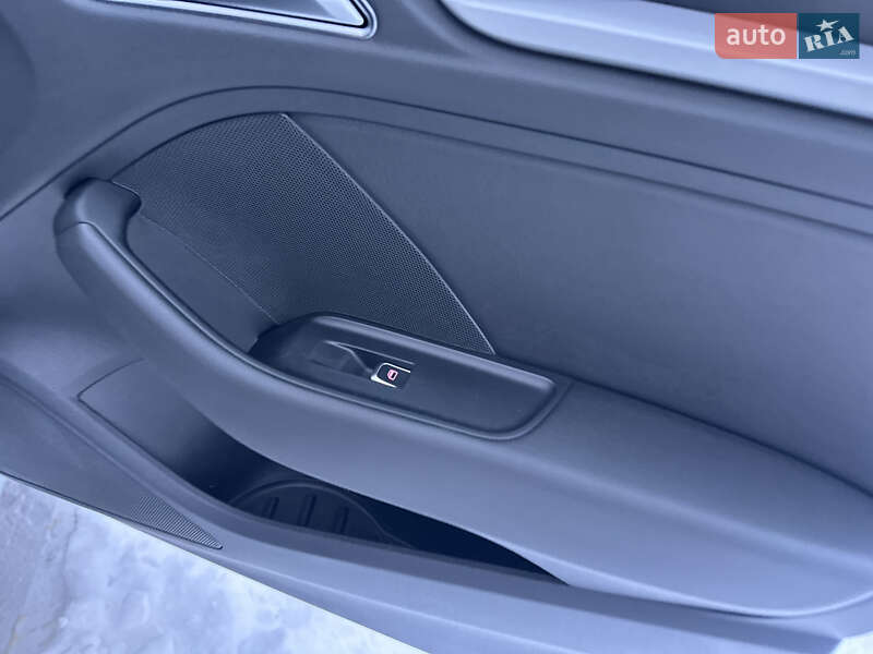 Хэтчбек Audi A3 2015 в Киеве фото 87 Хэтчбек Audi A3 2015 в Киеве