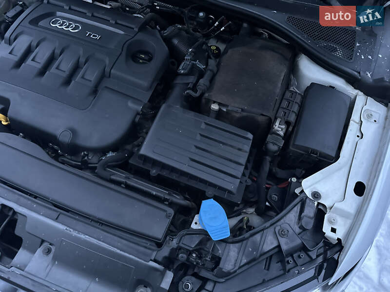 Хэтчбек Audi A3 2015 в Киеве фото 102 Хэтчбек Audi A3 2015 в Киеве