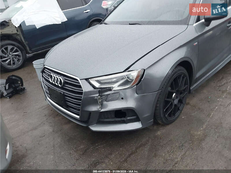 Седан Audi A3 2017 в Киеве фото 4 Седан Audi A3 2017 в Киеве