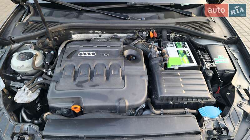 Хэтчбек Audi A3 2013 в Одессе
