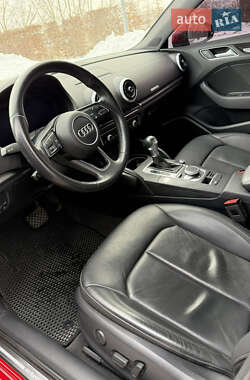 Хэтчбек Audi A3 2018 в Киеве