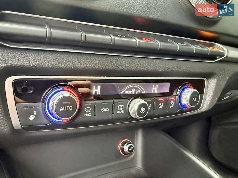 Седан Audi A3 2016 в Одессе