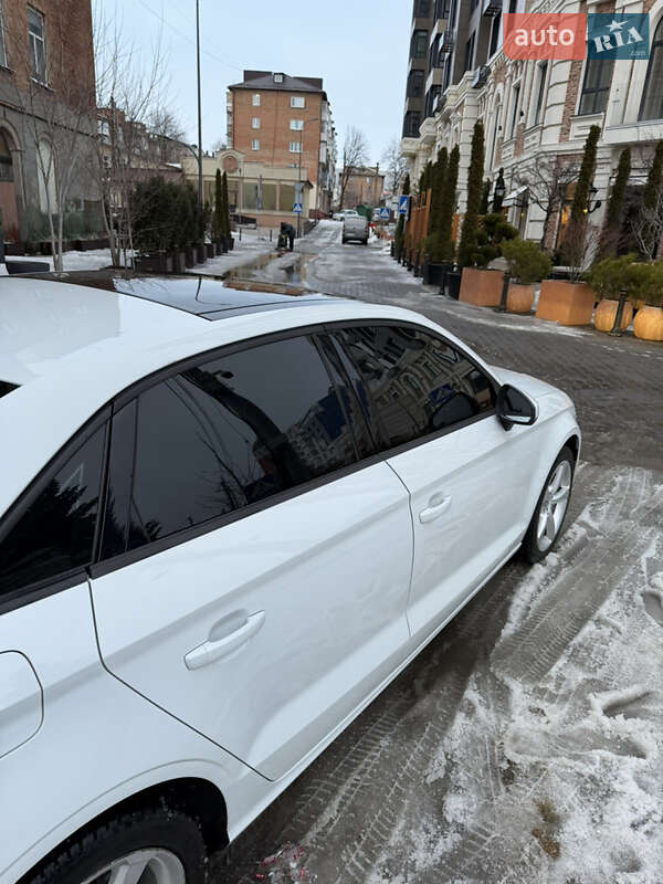 Седан Audi A3 2015 в Білій Церкві