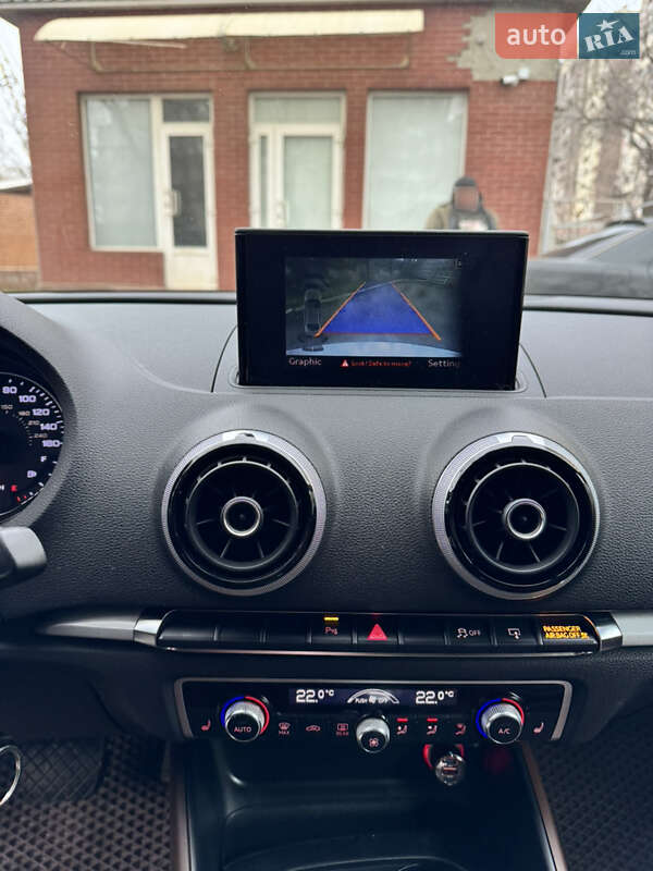 Седан Audi A3 2015 в Одессе