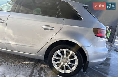 Хэтчбек Audi A3 2015 в Киеве