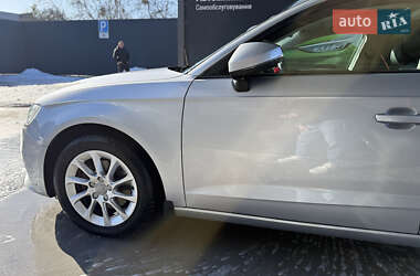 Хэтчбек Audi A3 2015 в Киеве