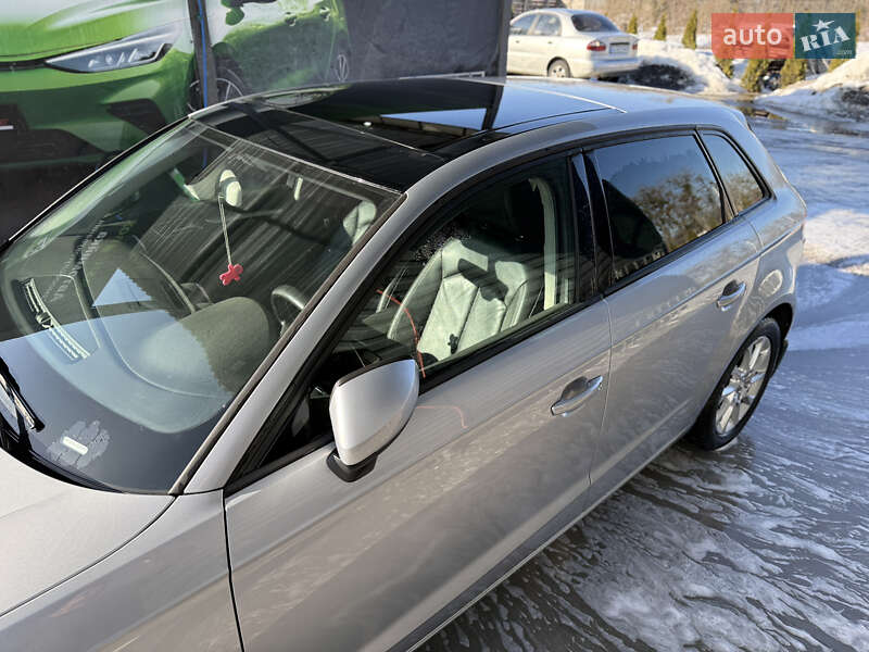 Хэтчбек Audi A3 2015 в Киеве