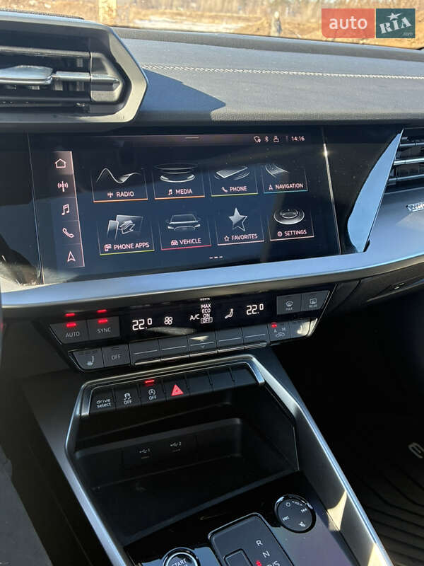Седан Audi A3 2022 в Киеве
