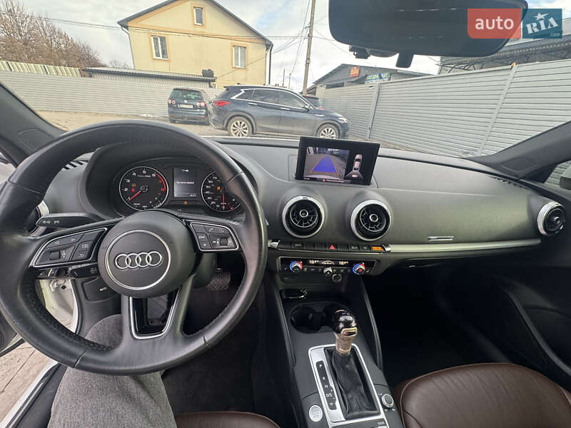 Седан Audi A3 2019 в Владимире