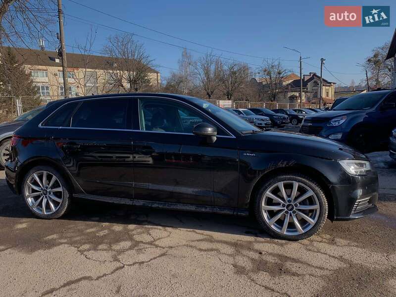 Хэтчбек Audi A3 2016 в Виннице
