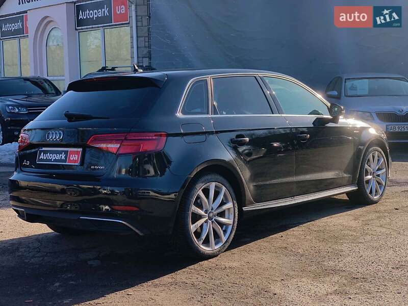 Хэтчбек Audi A3 2016 в Виннице