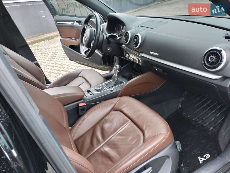 Седан Audi A3 2016 в Львове