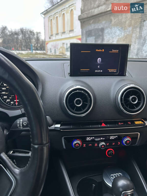 Седан Audi A3 2014 в Харькове