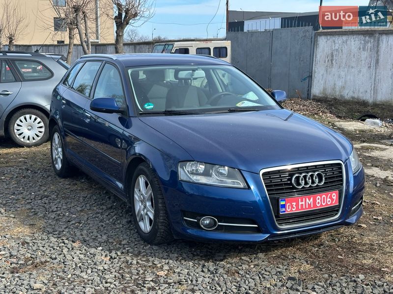 Хэтчбек Audi A3 2010 в Луцке