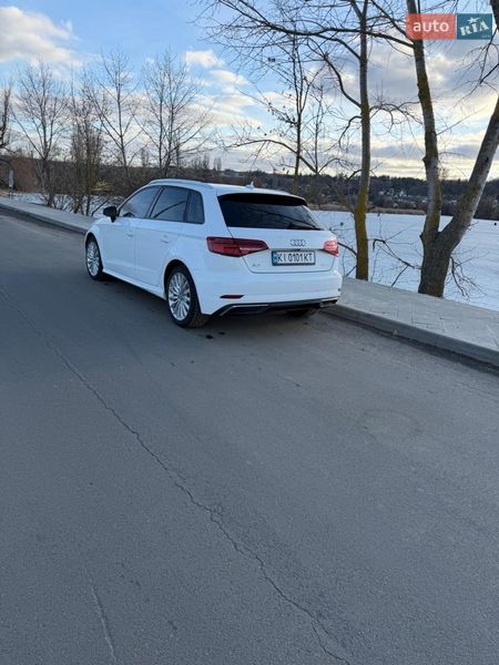 Хетчбек Audi A3 2016 в Василькові