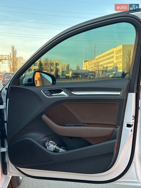 Седан Audi A3 2015 в Києві